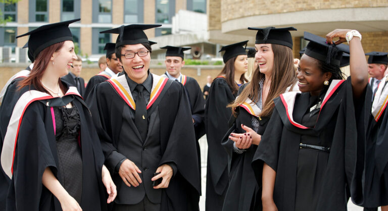 2024/2025 International Major Entrance Scholarship at The University of British Columbia, Canada